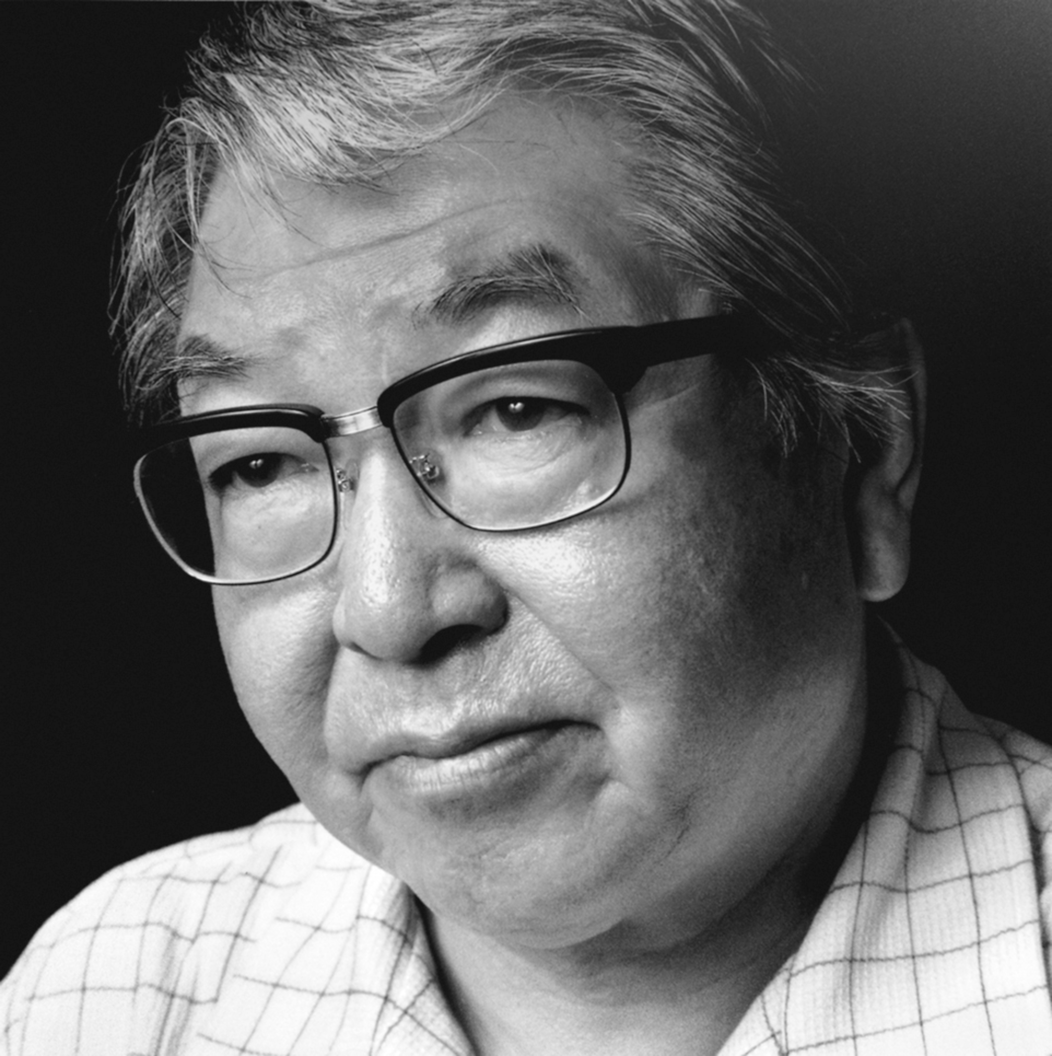 Black and White photo of artist Eikoh Hosoe