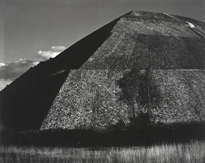 Ed Weston, photograph of pyramid structure in Mexcio