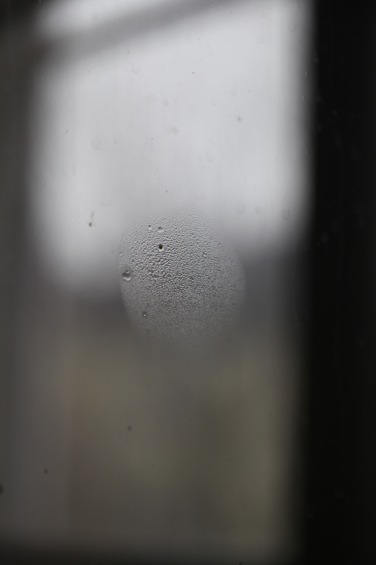 Abstracted fog and condensation, Philipsz Soundtracks