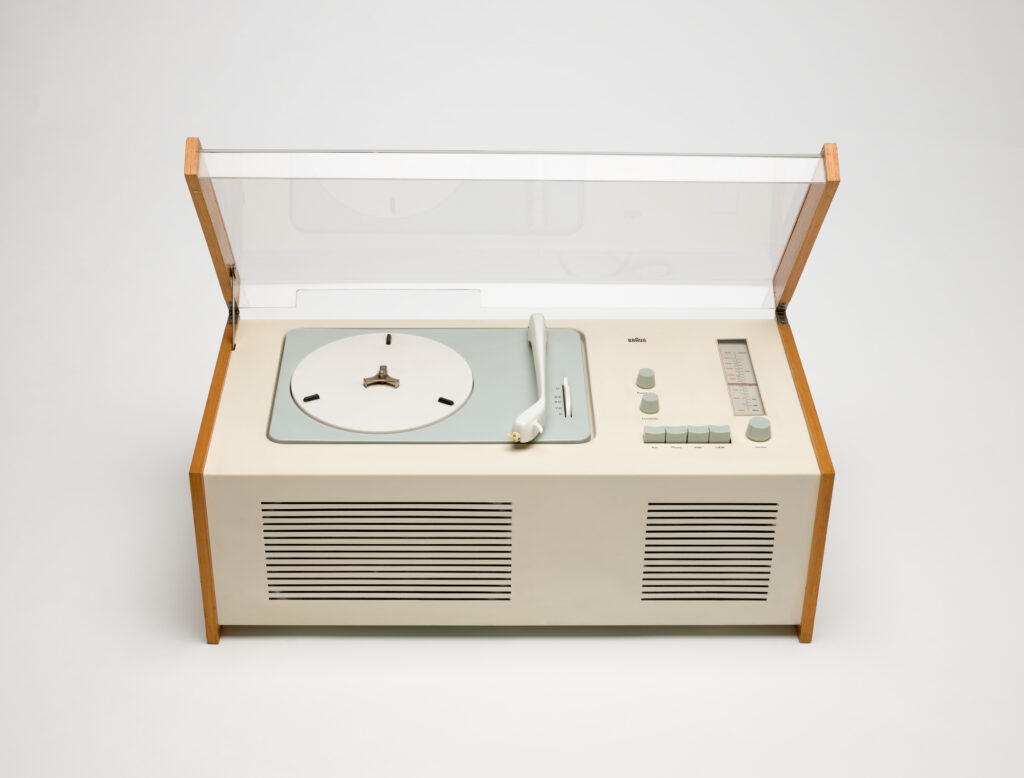 Dieter-Rams-and-Hans-Gugelot-Braun-SK-4-radio-and-phonograph-1956
